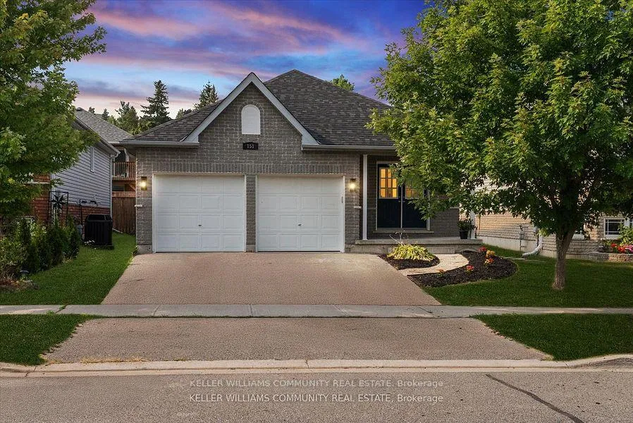 Photo 2 of 151 Parcells Crescent, Peterborough, Otonabee Ward 1 — HOMEH