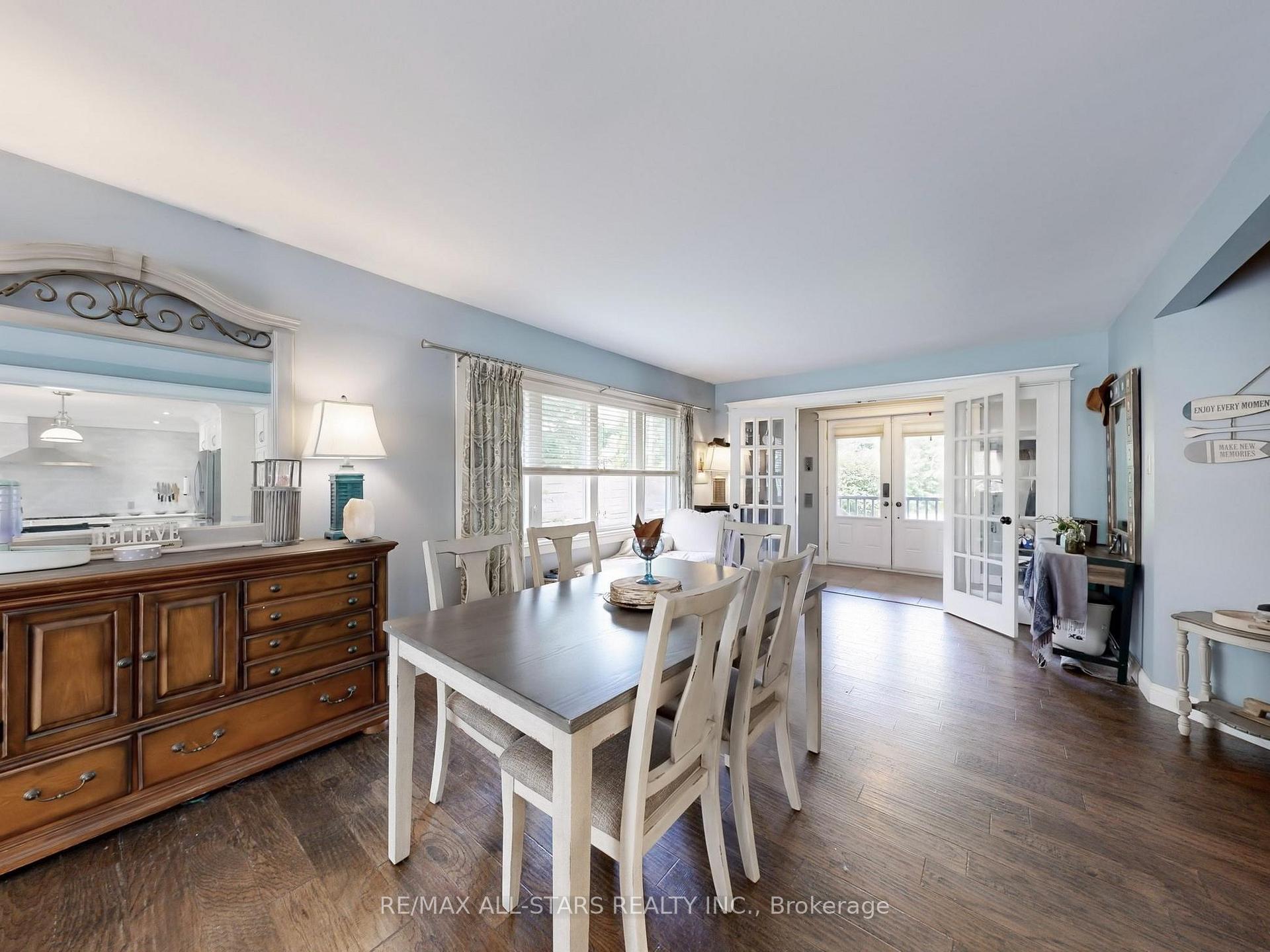 Photo 18 of 17 Metropolitan Crescent, Georgina, Keswick North — HOMEH