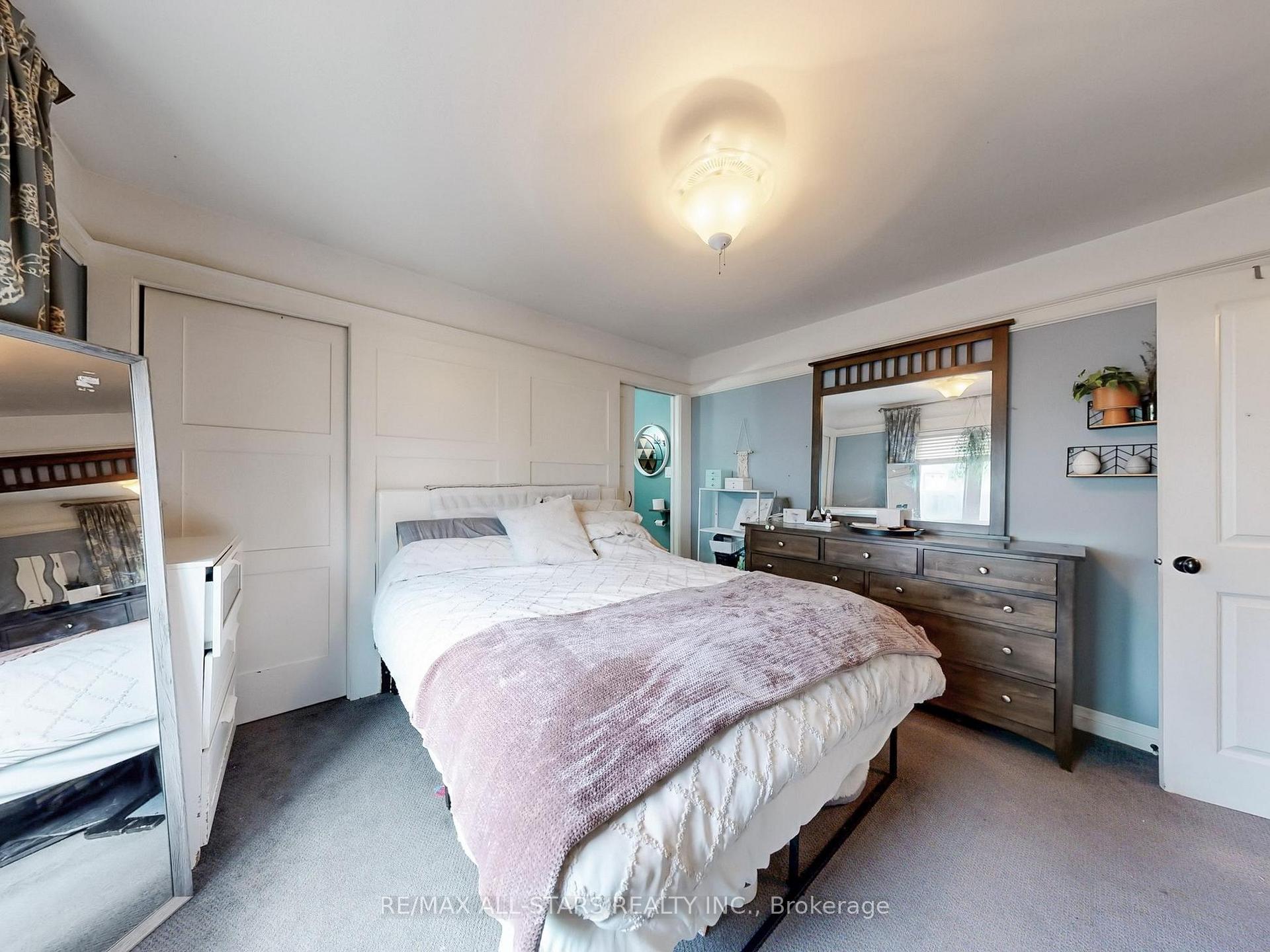 Photo 26 of 17 Metropolitan Crescent, Georgina, Keswick North — HOMEH