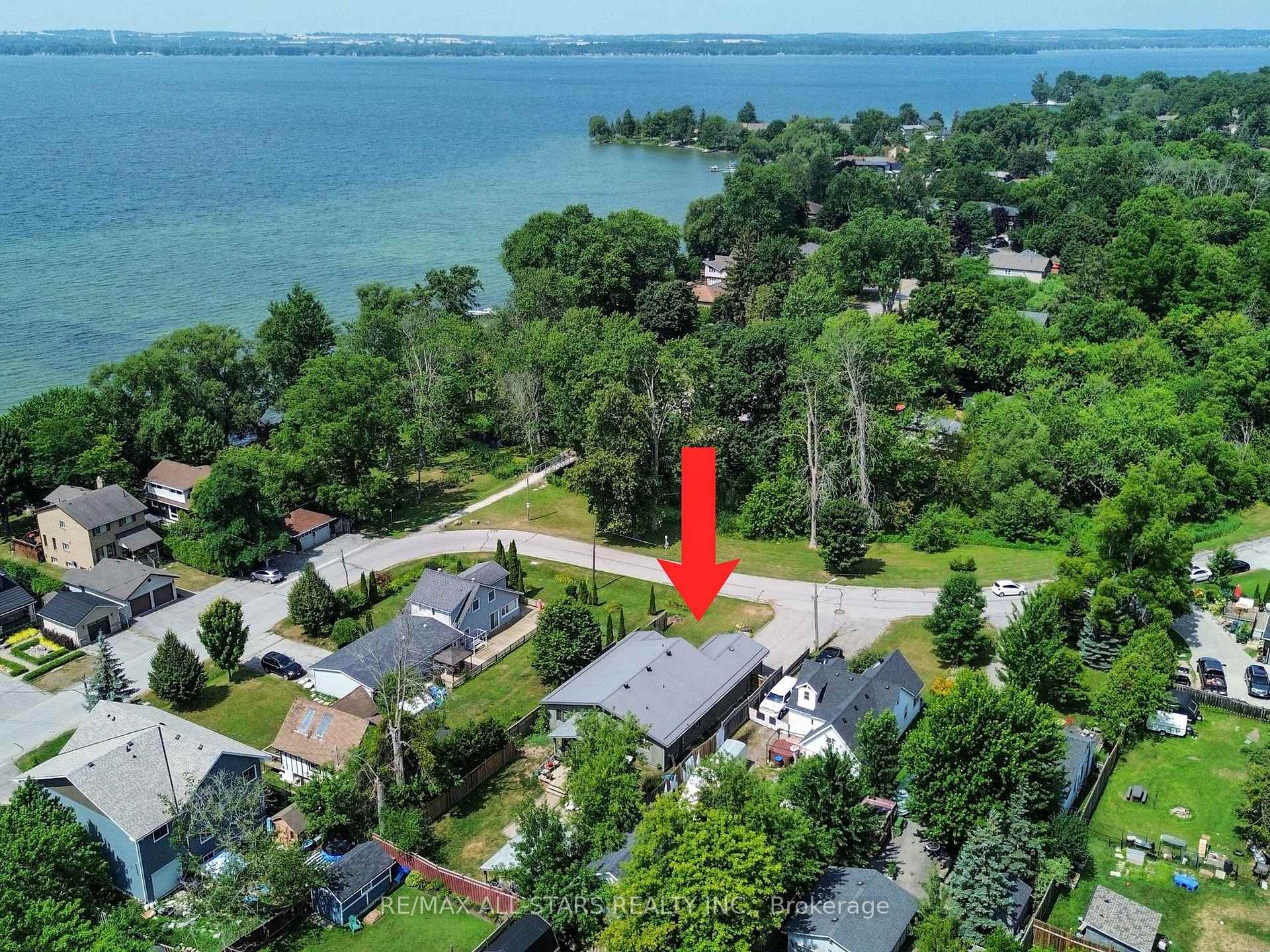 Photo 33 of 17 Metropolitan Crescent, Georgina, Keswick North — HOMEH