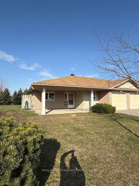 Photo 1 of Unit 10, 15 Aldersgate Crescent, Belleville, Belleville Ward — HOMEH