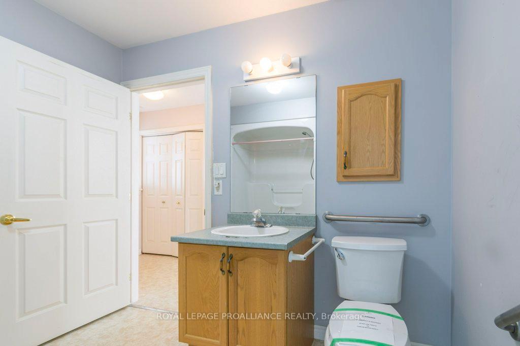 Photo 15 of Unit 10, 15 Aldersgate Crescent, Belleville, Belleville Ward — HOMEH