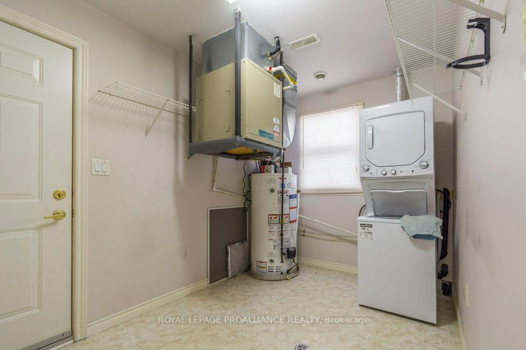 Photo 17 of Unit 10, 15 Aldersgate Crescent, Belleville, Belleville Ward — HOMEH