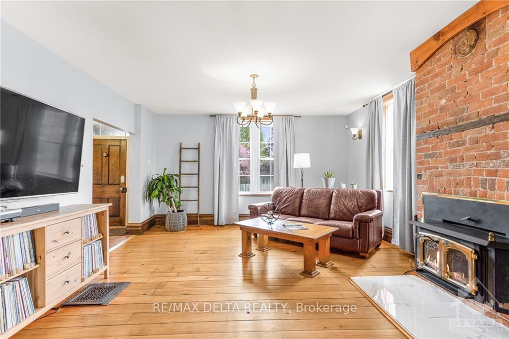 Photo 5 of 140 High Street, Champlain, Vankleek Hill — HOMEH