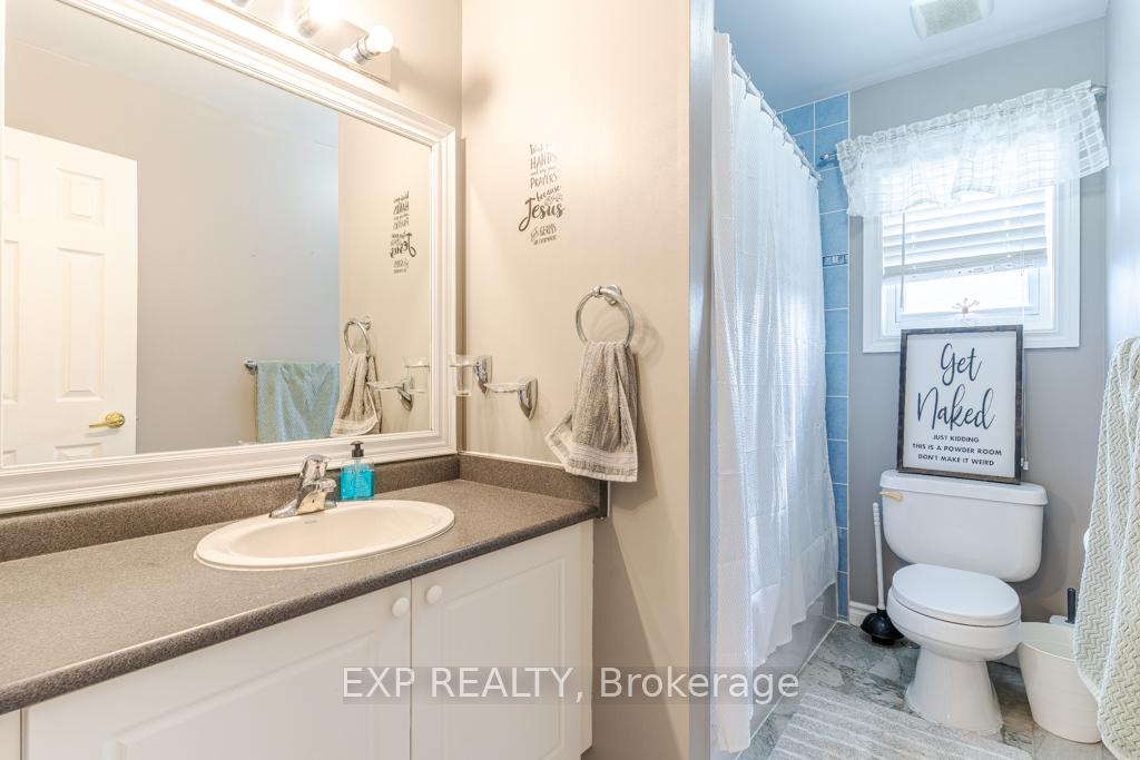 Photo 21 of Unit Upper, 74 Shalom Way, Barrie, Painswick South — HOMEH