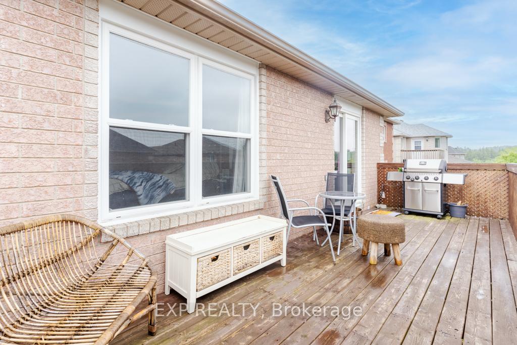 Photo 24 of Unit Upper, 74 Shalom Way, Barrie, Painswick South — HOMEH