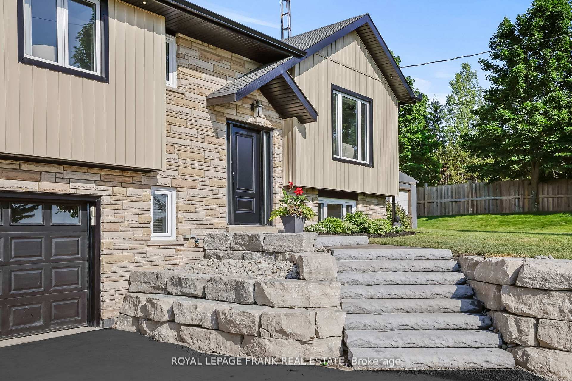 Photo 9 of 9003 Longsault Road, Clarington, Rural Clarington — HOMEH