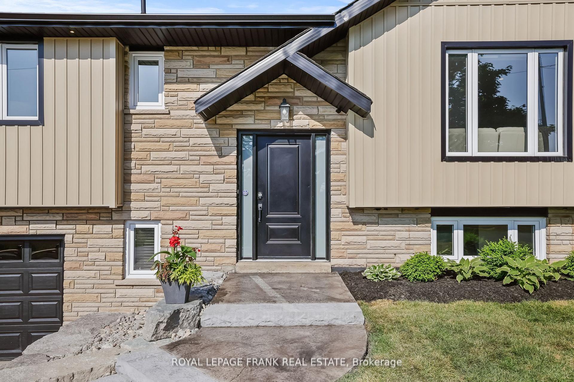 Photo 10 of 9003 Longsault Road, Clarington, Rural Clarington — HOMEH