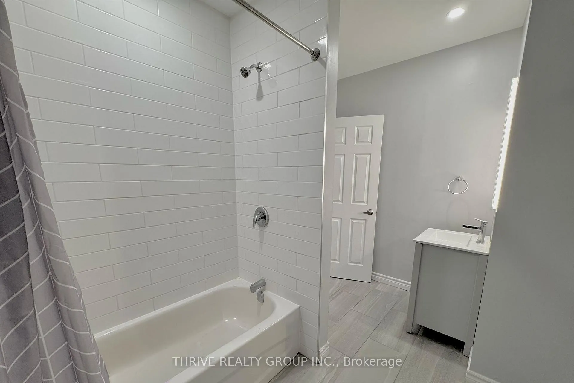 Photo 9 of Unit 3, 2 Metcalfe Street, St. Thomas — HOMEH
