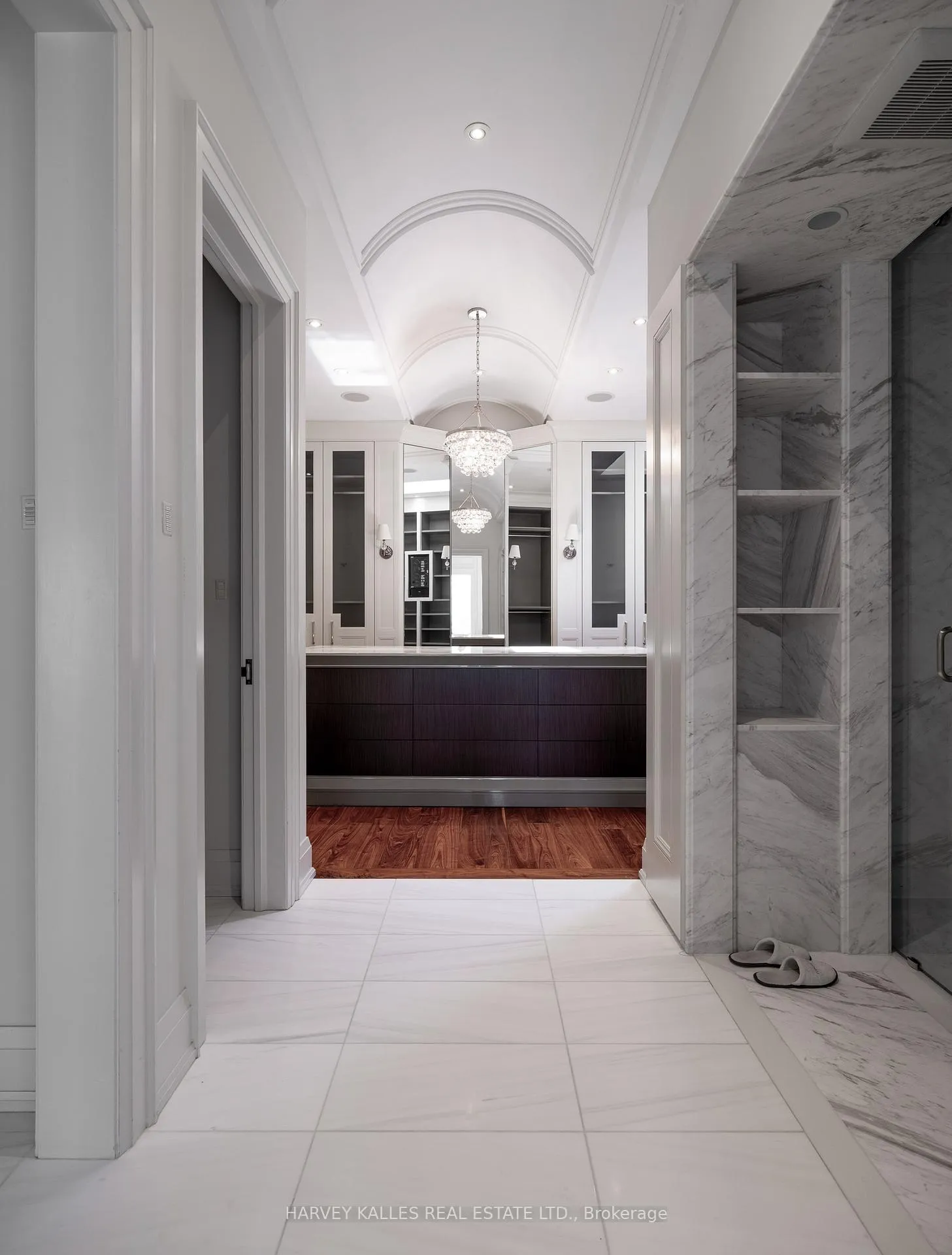 Photo 27 of 147 Cooks Mill Crescent, Vaughan, Patterson — HOMEH
