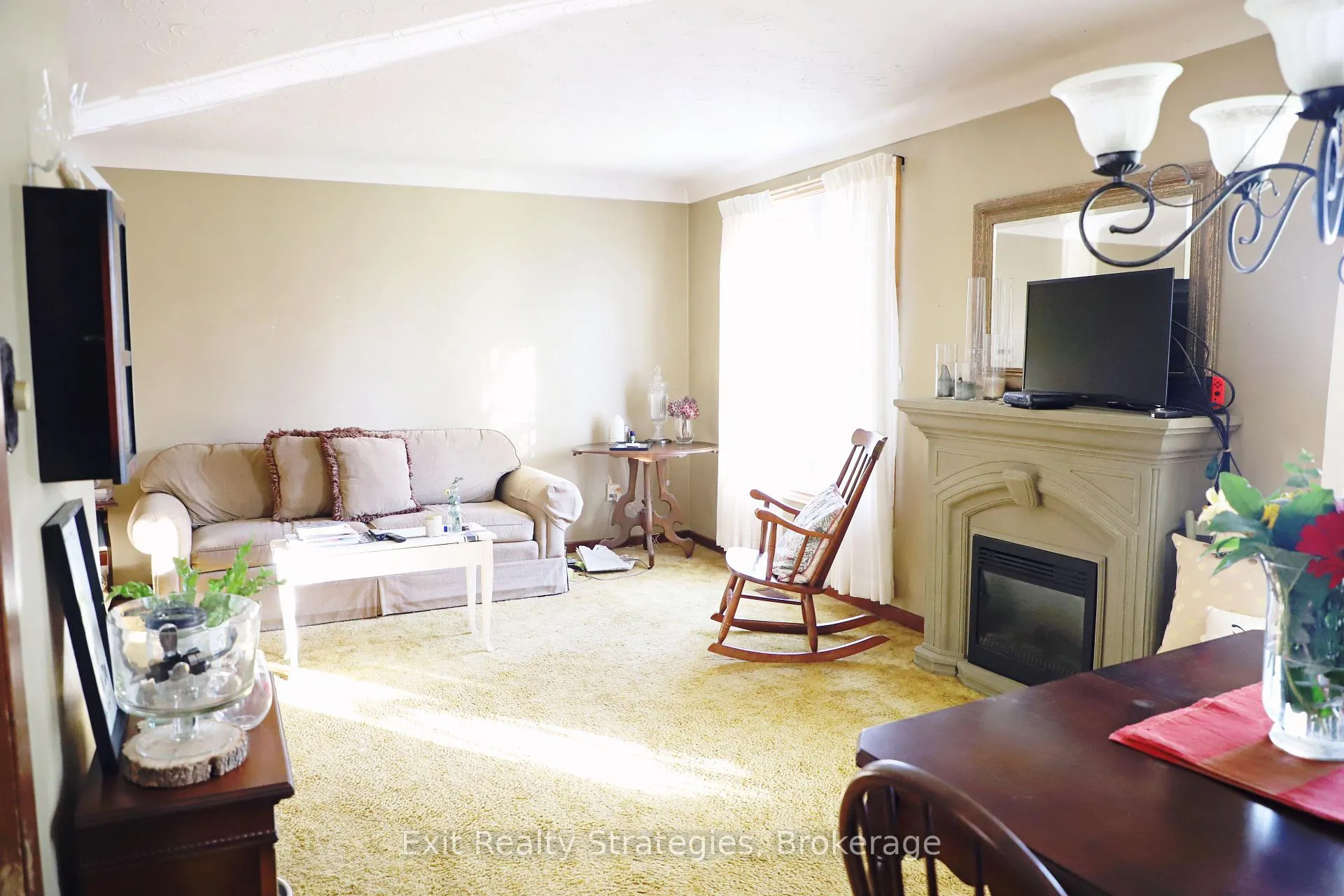 Photo 21 of 35 Mcdonagh Crescent W, Thorold, Confederation Heights — HOMEH