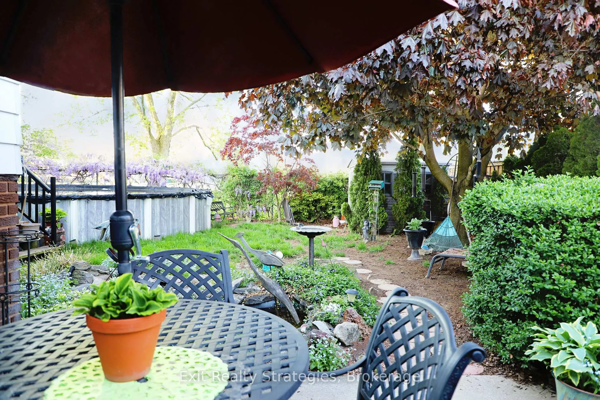 Photo 26 of 35 Mcdonagh Crescent W, Thorold, Confederation Heights — HOMEH