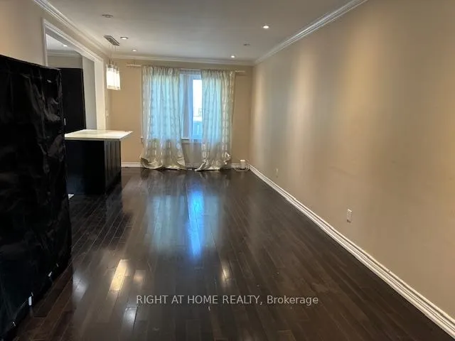 Photo 9 of 164 Adelaide Avenue E, Oshawa, O'Neill — HOMEH