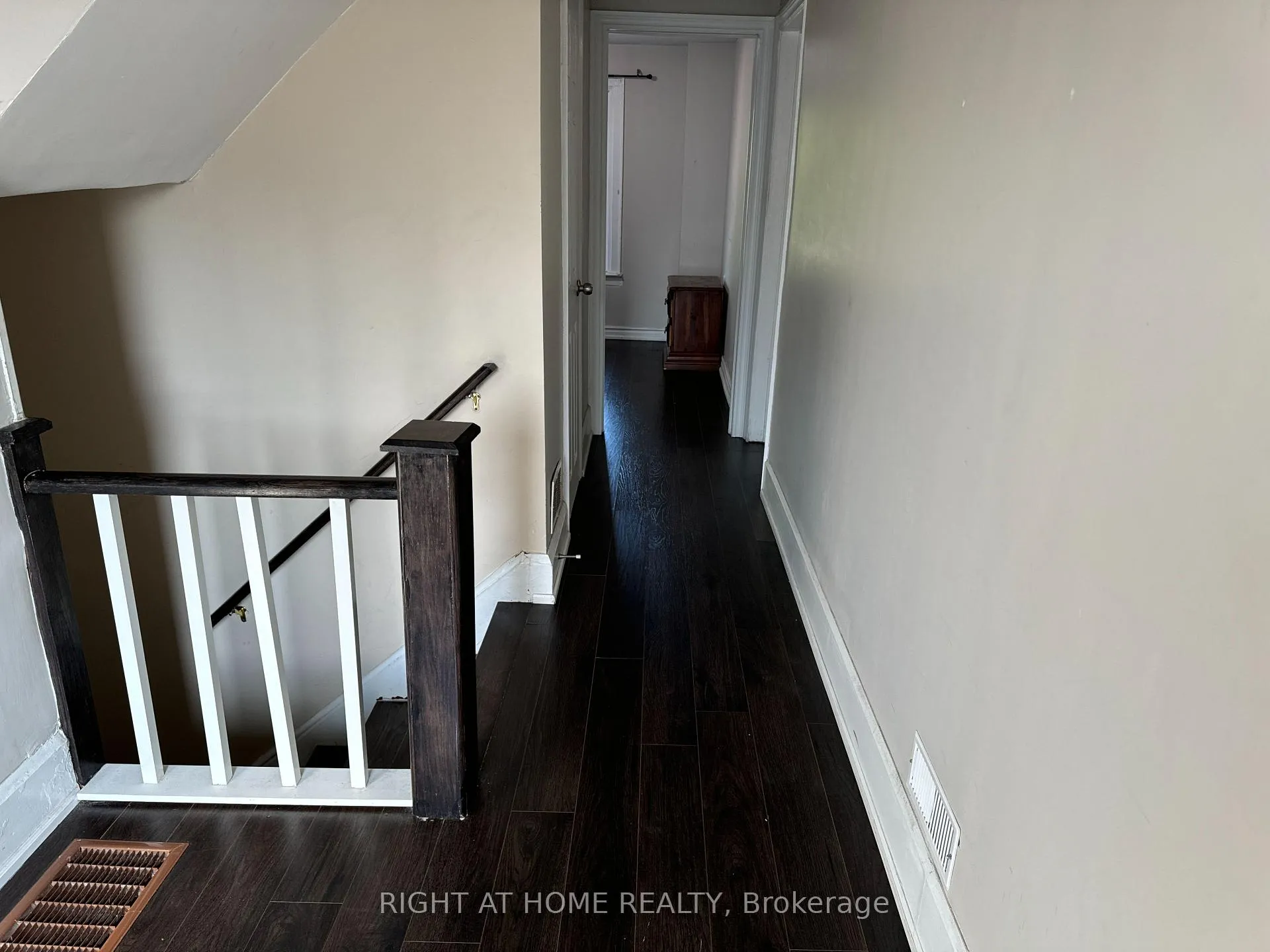 Photo 34 of 164 Adelaide Avenue E, Oshawa, O'Neill — HOMEH