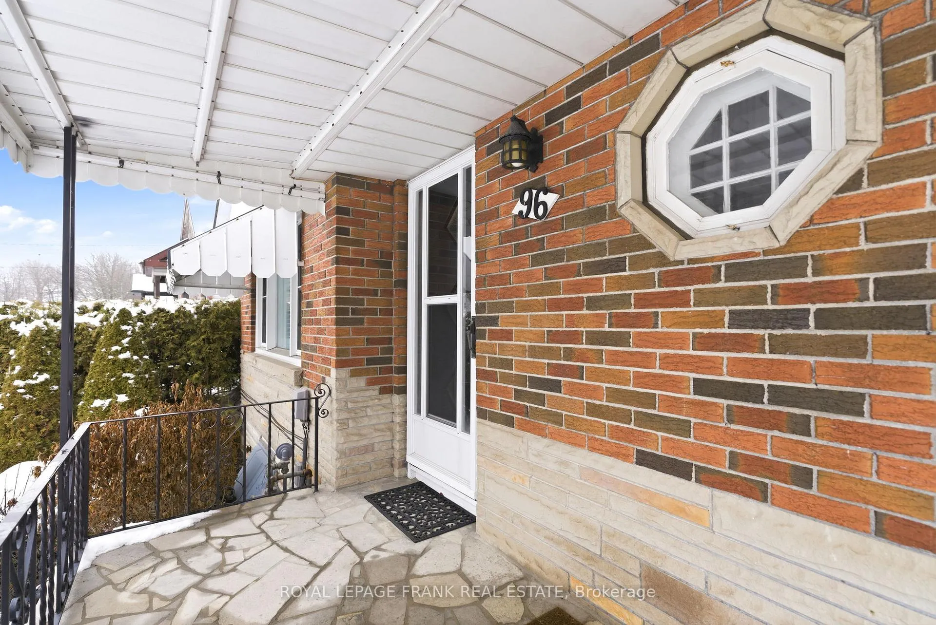 Photo 11 of 96 Beatrice Street W, Oshawa, Centennial — HOMEH