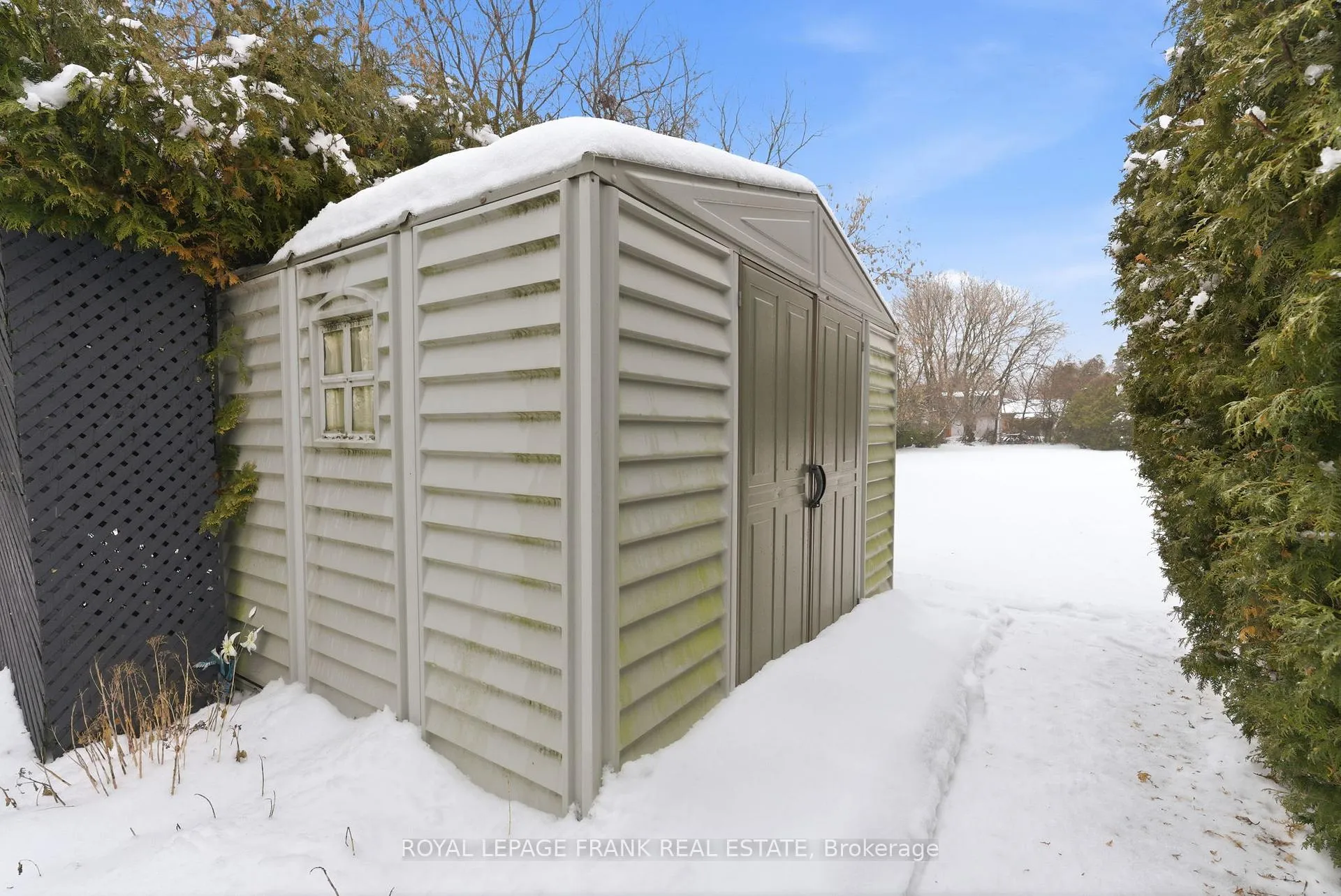Photo 32 of 96 Beatrice Street W, Oshawa, Centennial — HOMEH
