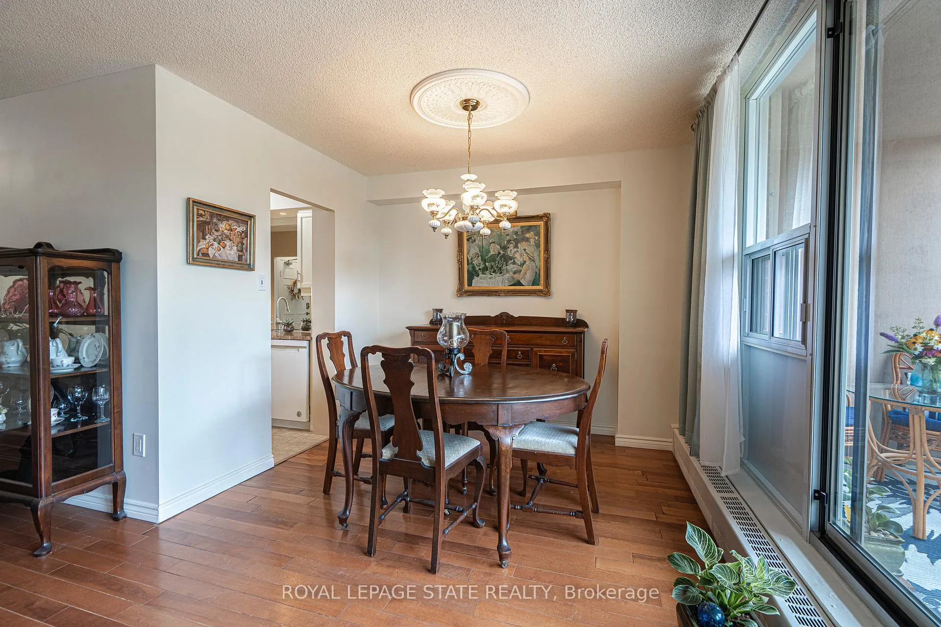 Photo 11 of Unit 707, 1964 Main Street W, Hamilton, Ainslie Wood — HOMEH
