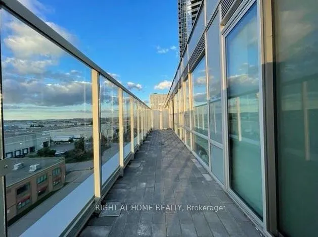 Photo 2 of Unit 610, 2916 Highway 7 Road E, Vaughan, Concord — HOMEH