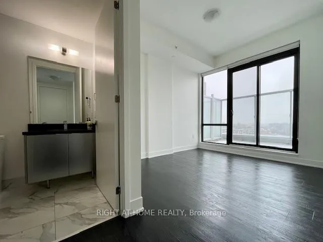 Photo 9 of Unit 610, 2916 Highway 7 Road E, Vaughan, Concord — HOMEH