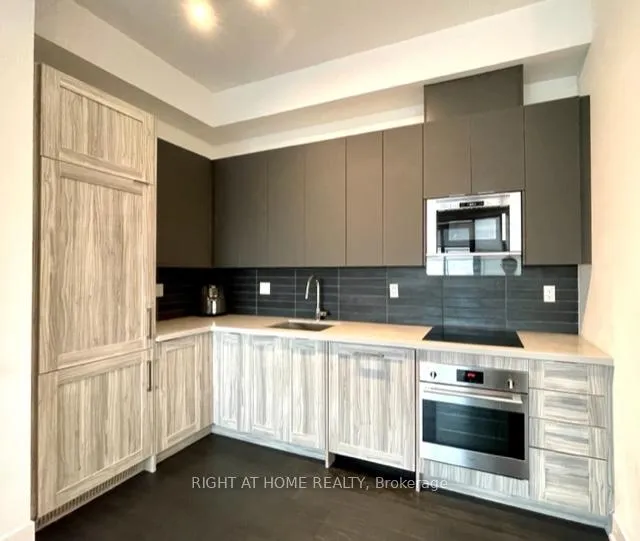 Photo 16 of Unit 610, 2916 Highway 7 Road E, Vaughan, Concord — HOMEH