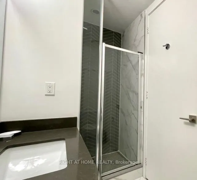 Photo 22 of Unit 610, 2916 Highway 7 Road E, Vaughan, Concord — HOMEH