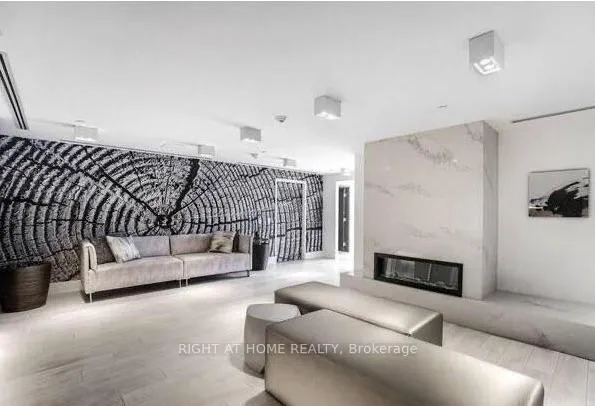 Photo 35 of Unit 610, 2916 Highway 7 Road E, Vaughan, Concord — HOMEH