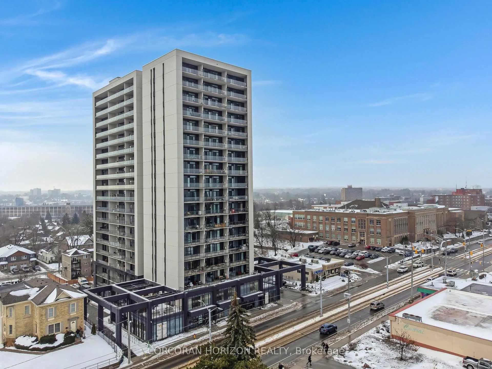 Photo 3 of Unit 1809, 741 King Street W, Kitchener — HOMEH