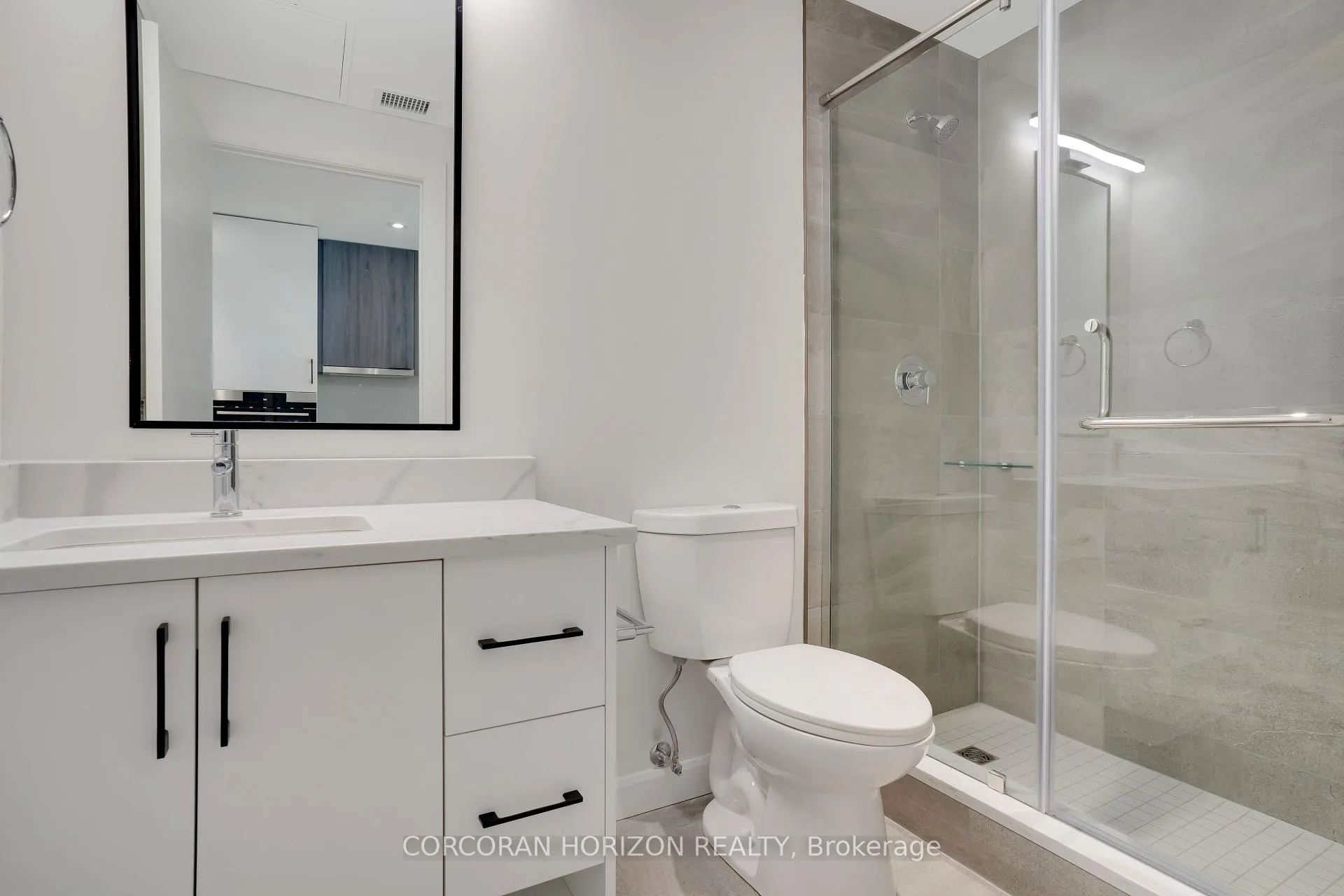 Photo 15 of Unit 1809, 741 King Street W, Kitchener — HOMEH