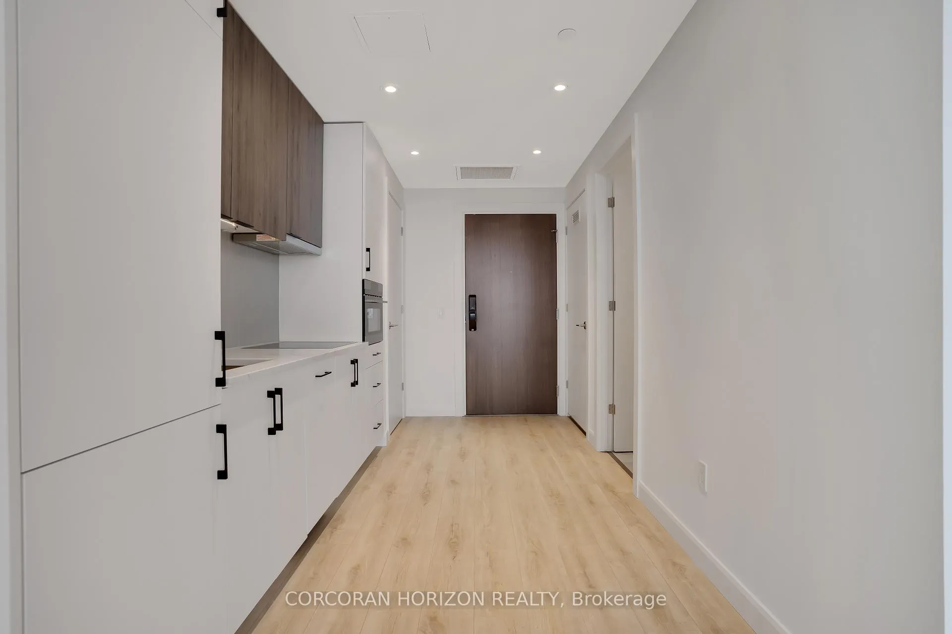Photo 22 of Unit 1809, 741 King Street W, Kitchener — HOMEH