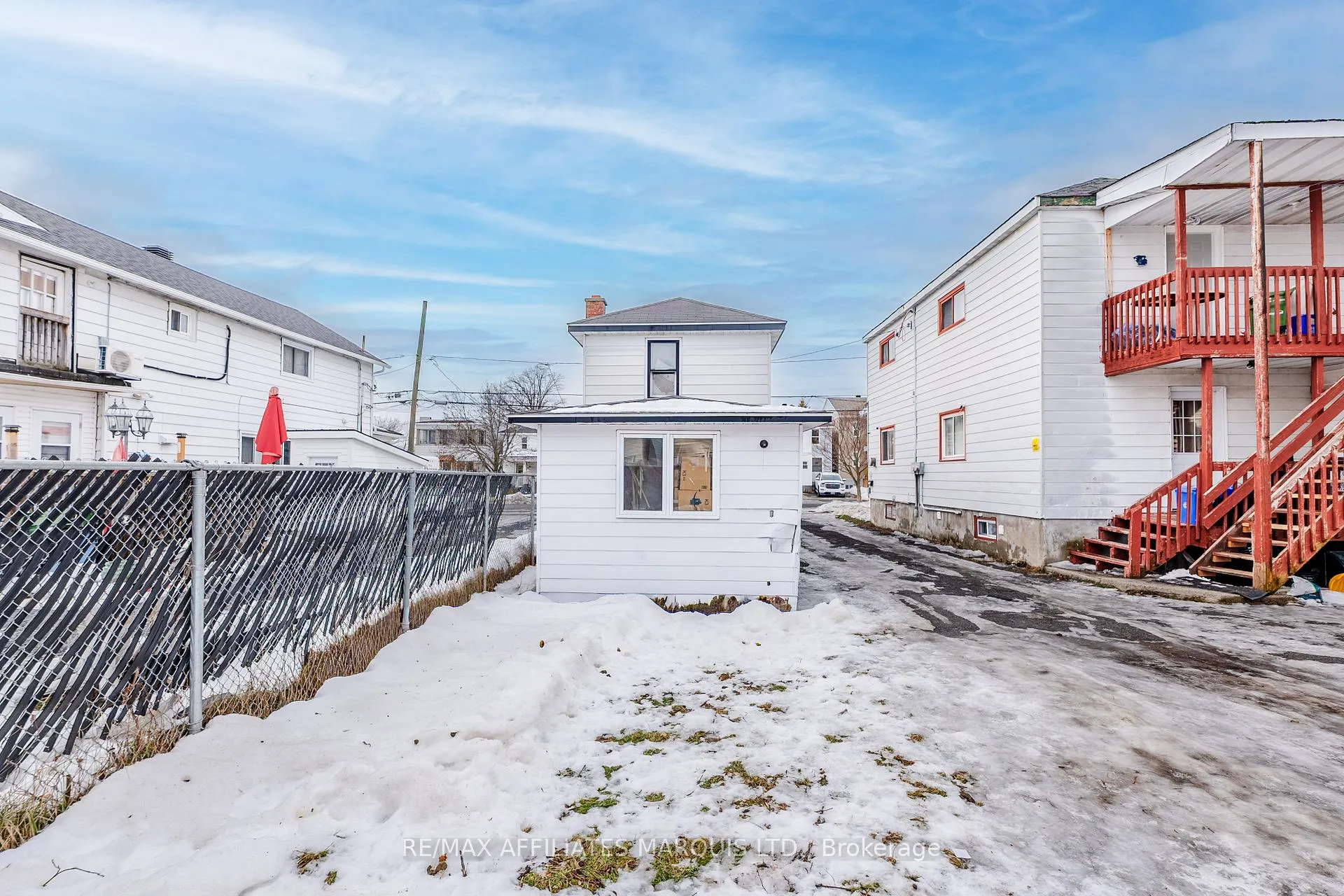 Photo 5 of 221 Carleton Street, Cornwall — HOMEH