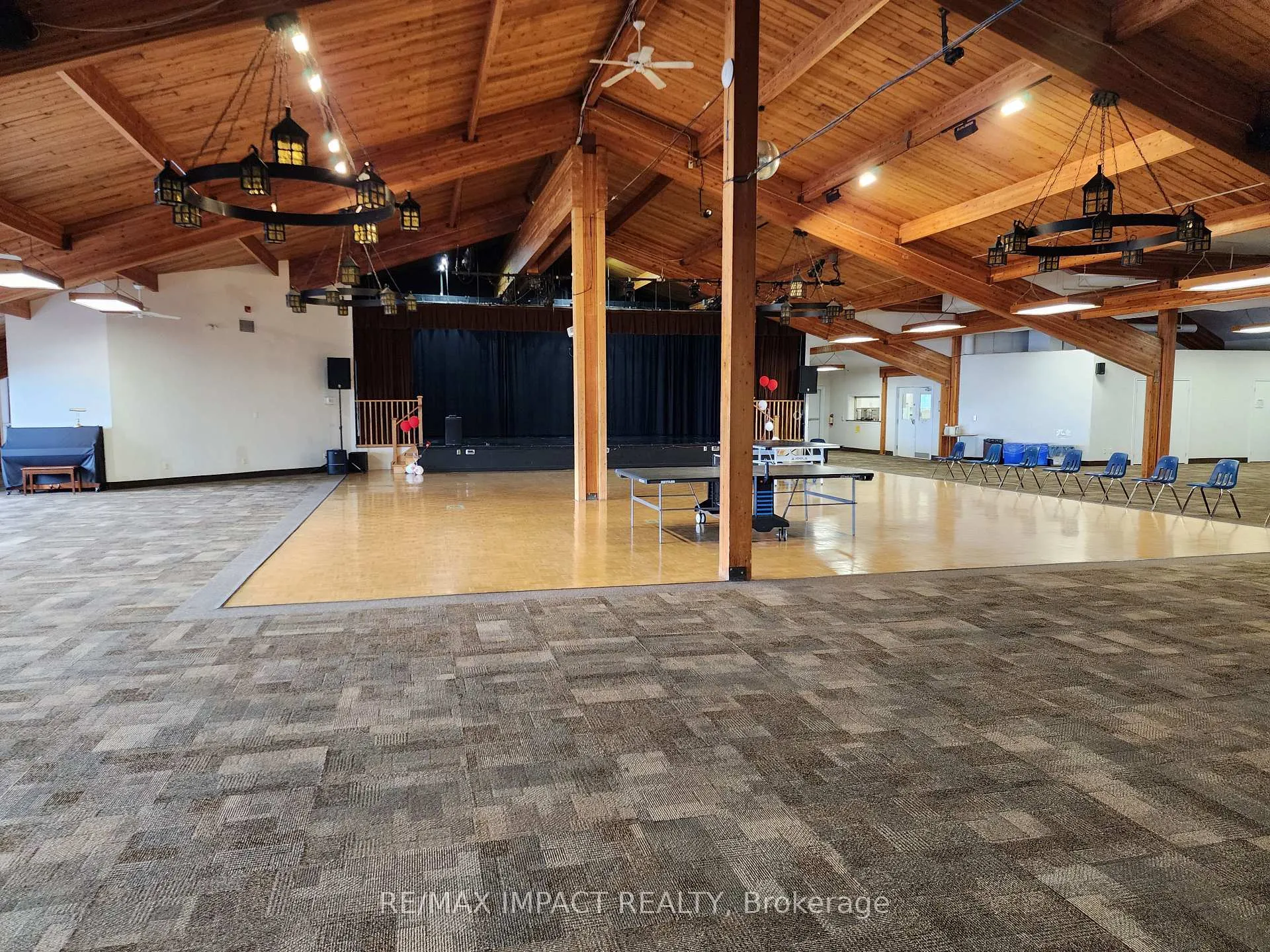 Photo 36 of 4 Champlain Court, Clarington, Newcastle — HOMEH