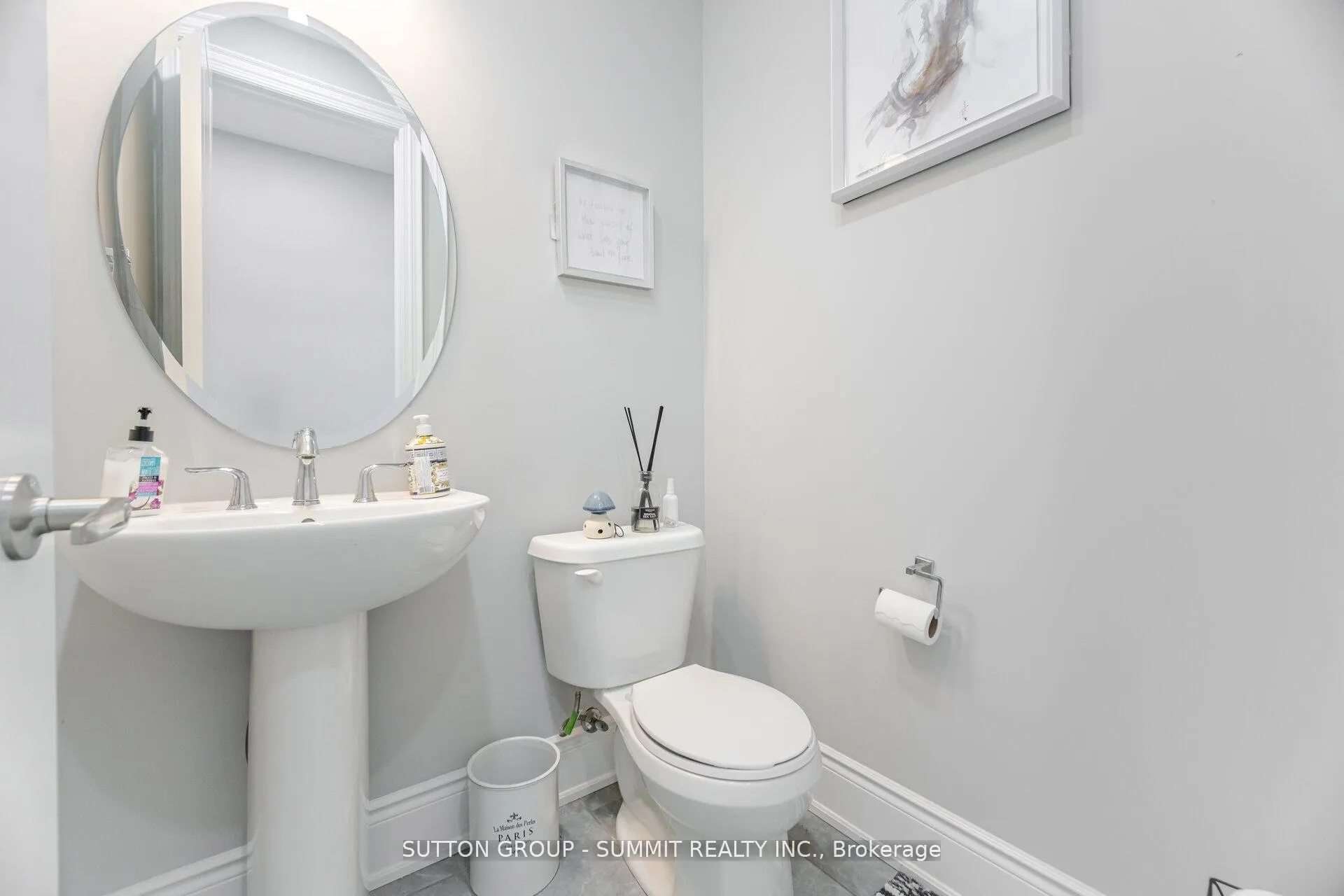 Photo 23 of 16 Westminster Circle, Barrie, Innis-Shore — HOMEH
