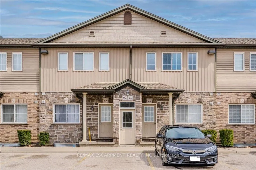 Photo 1 of Unit 8B, 1180 Countrystone Drive, Kitchener, Highland West — HOMEH