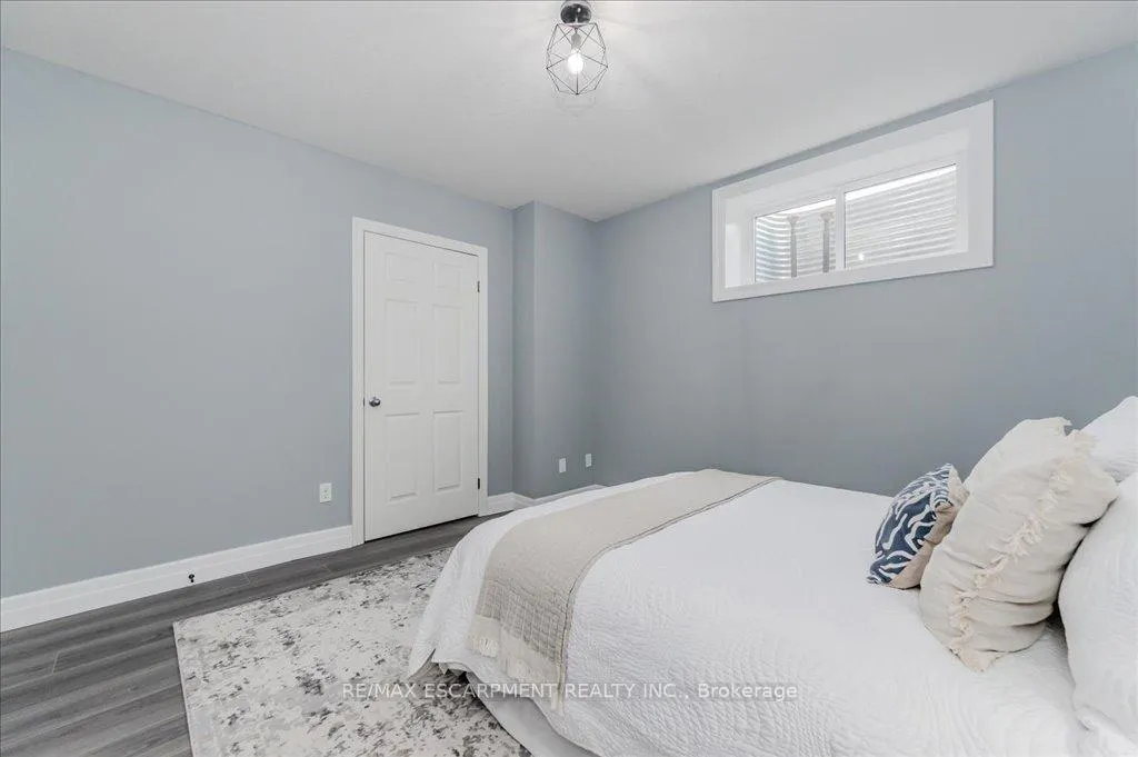 Photo 15 of Unit 8B, 1180 Countrystone Drive, Kitchener, Highland West — HOMEH
