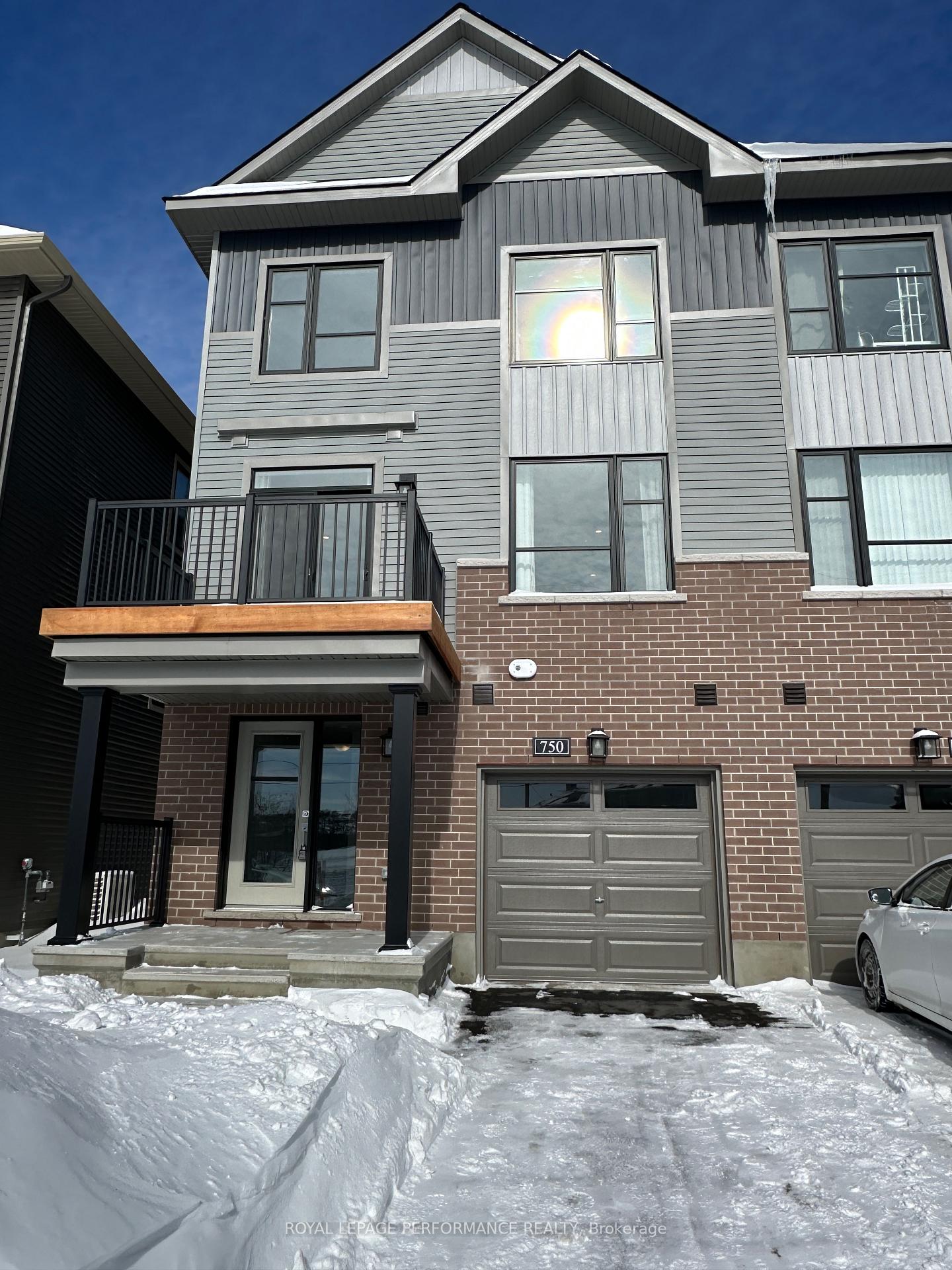Photo 2 of 750 Lurgan Way, Ottawa, Barrhaven - Half Moon Bay — HOMEH