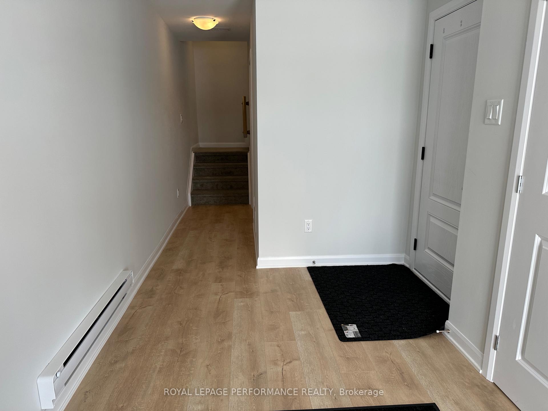 Photo 5 of 750 Lurgan Way, Ottawa, Barrhaven - Half Moon Bay — HOMEH