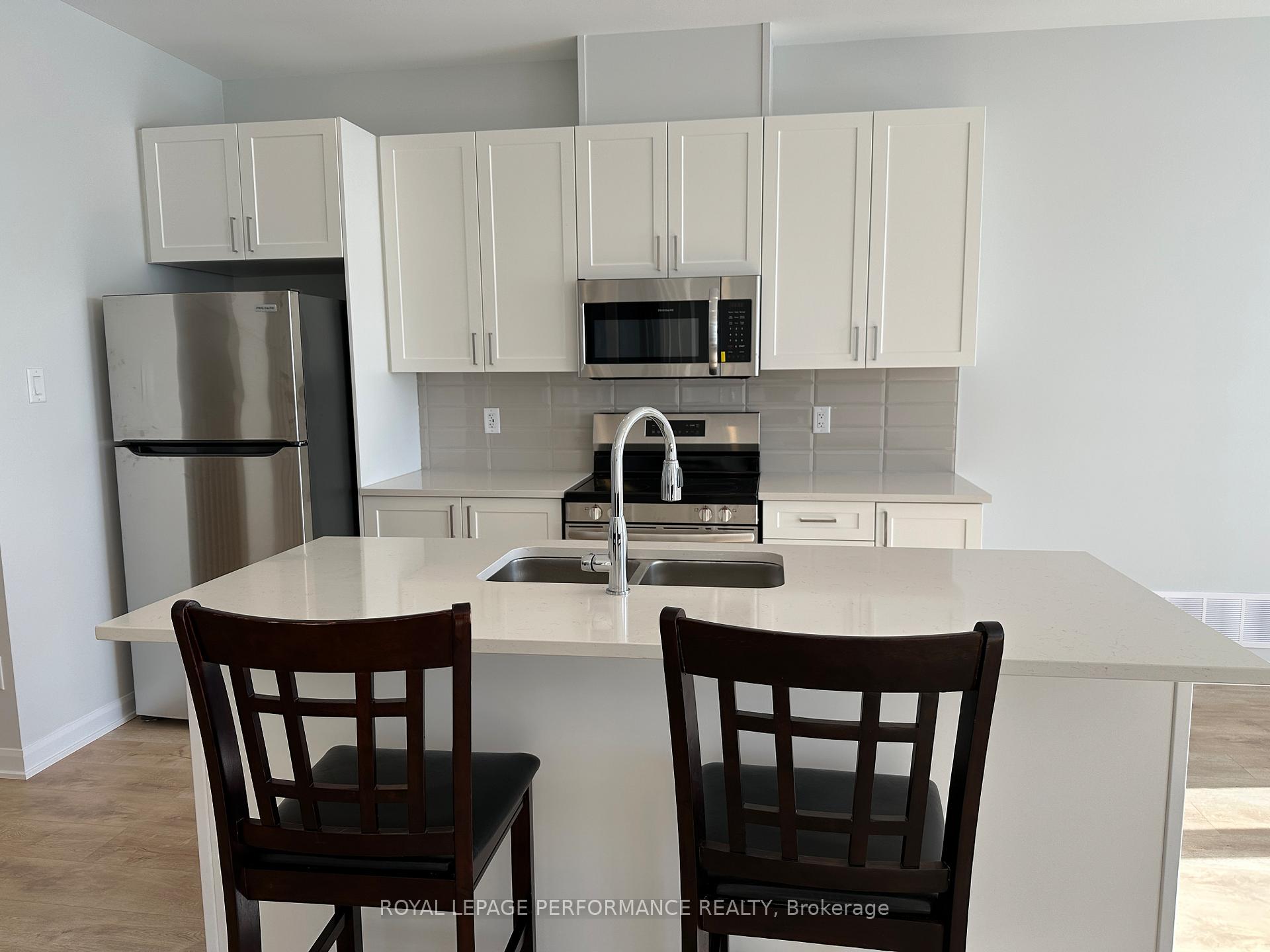 Photo 9 of 750 Lurgan Way, Ottawa, Barrhaven - Half Moon Bay — HOMEH