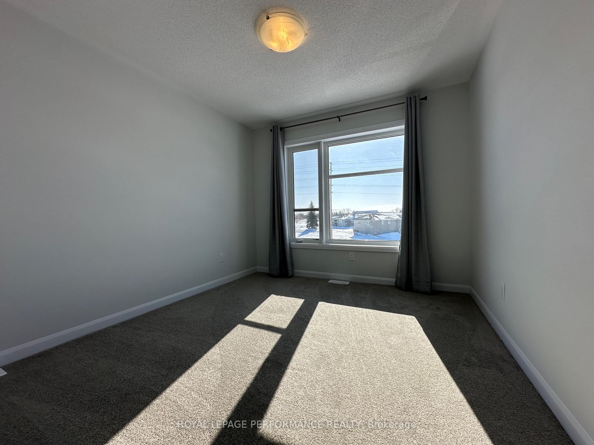 Photo 14 of 750 Lurgan Way, Ottawa, Barrhaven - Half Moon Bay — HOMEH