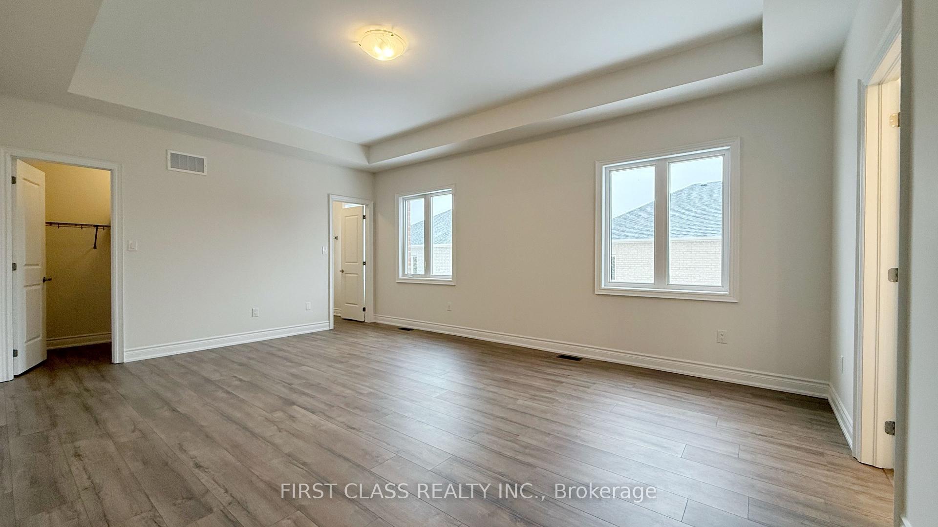 Photo 32 of 3 Lorrain Hand Crescent, Georgina, Keswick South — HOMEH