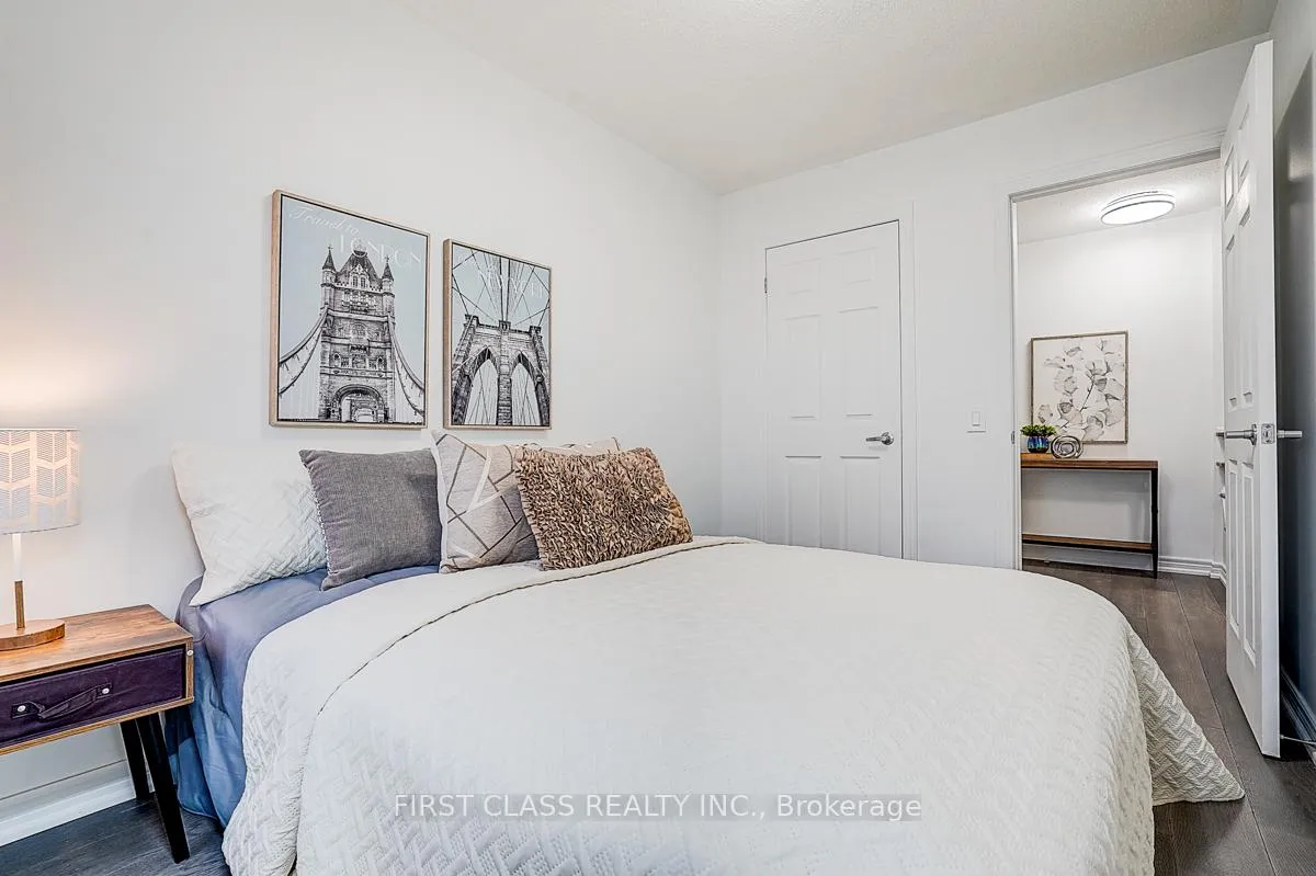 Photo 7 of 10008 Mccowan Road, Markham, Berczy — HOMEH