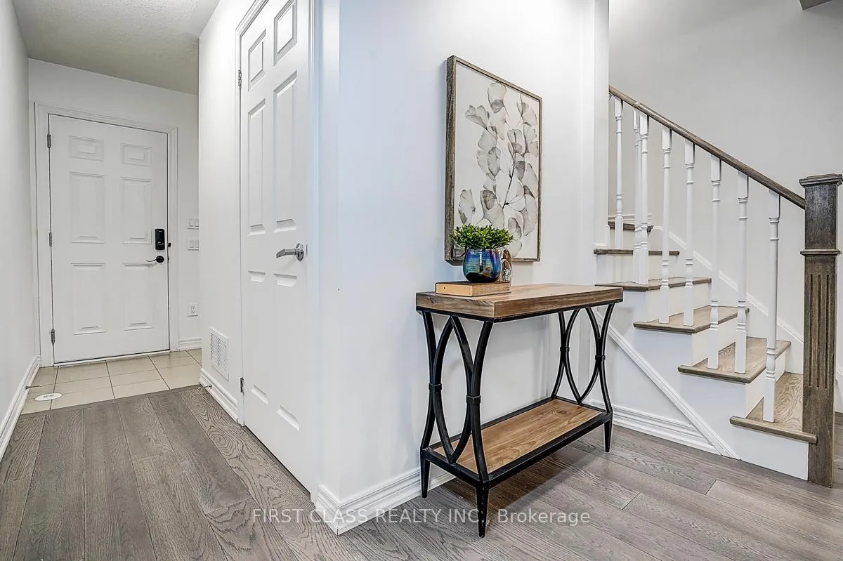 Photo 8 of 10008 Mccowan Road, Markham, Berczy — HOMEH