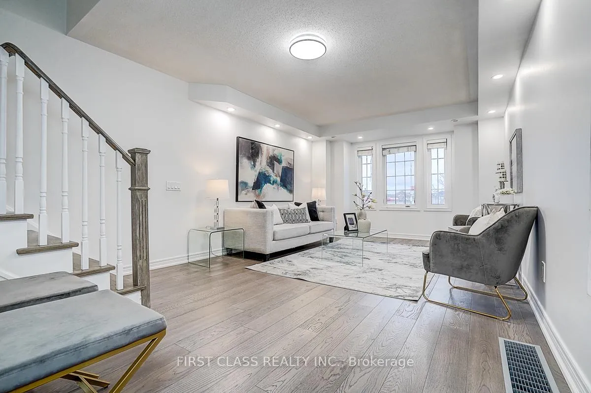Photo 11 of 10008 Mccowan Road, Markham, Berczy — HOMEH