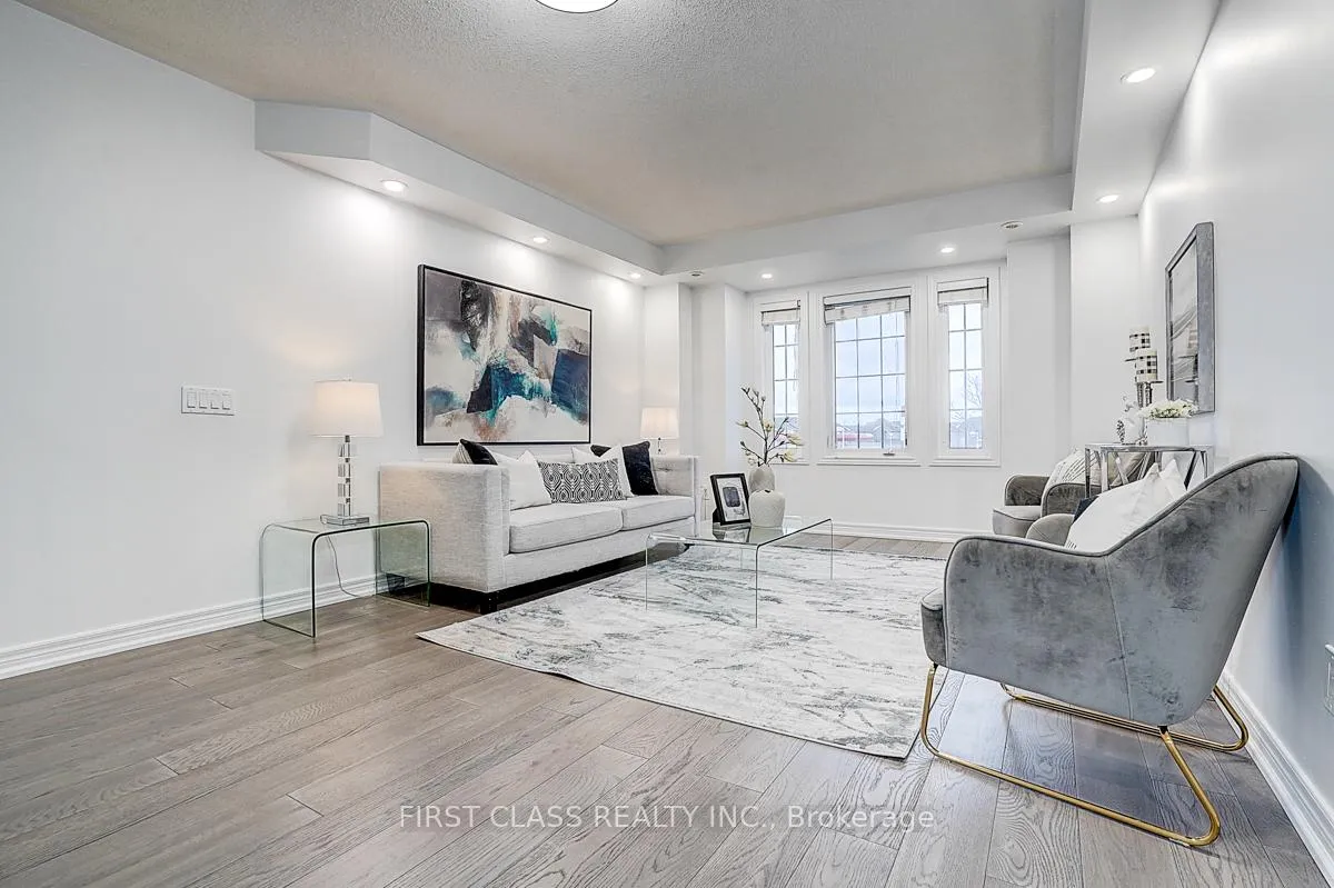 Photo 12 of 10008 Mccowan Road, Markham, Berczy — HOMEH