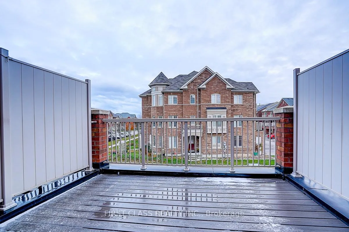 Photo 25 of 10008 Mccowan Road, Markham, Berczy — HOMEH