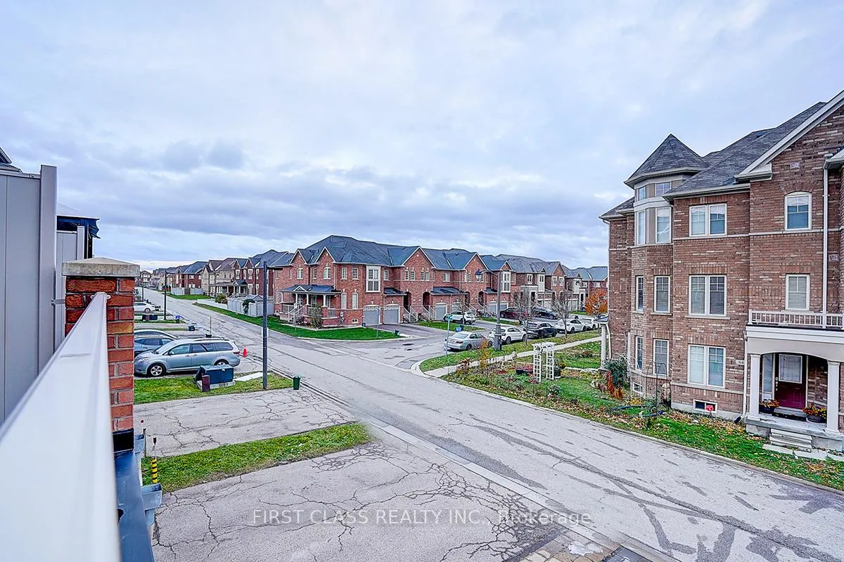 Photo 26 of 10008 Mccowan Road, Markham, Berczy — HOMEH