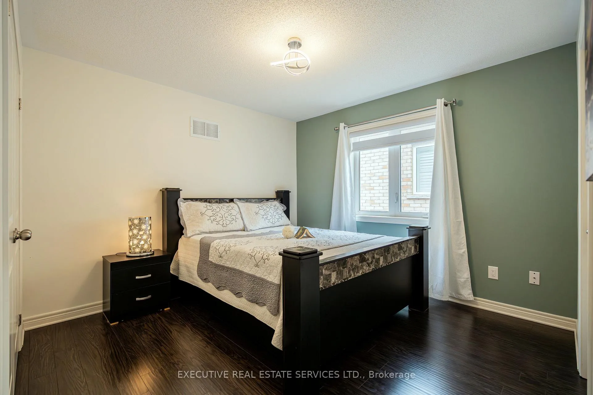 Photo 27 of 255 Buick Boulevard, Brampton, Northwest Brampton — HOMEH