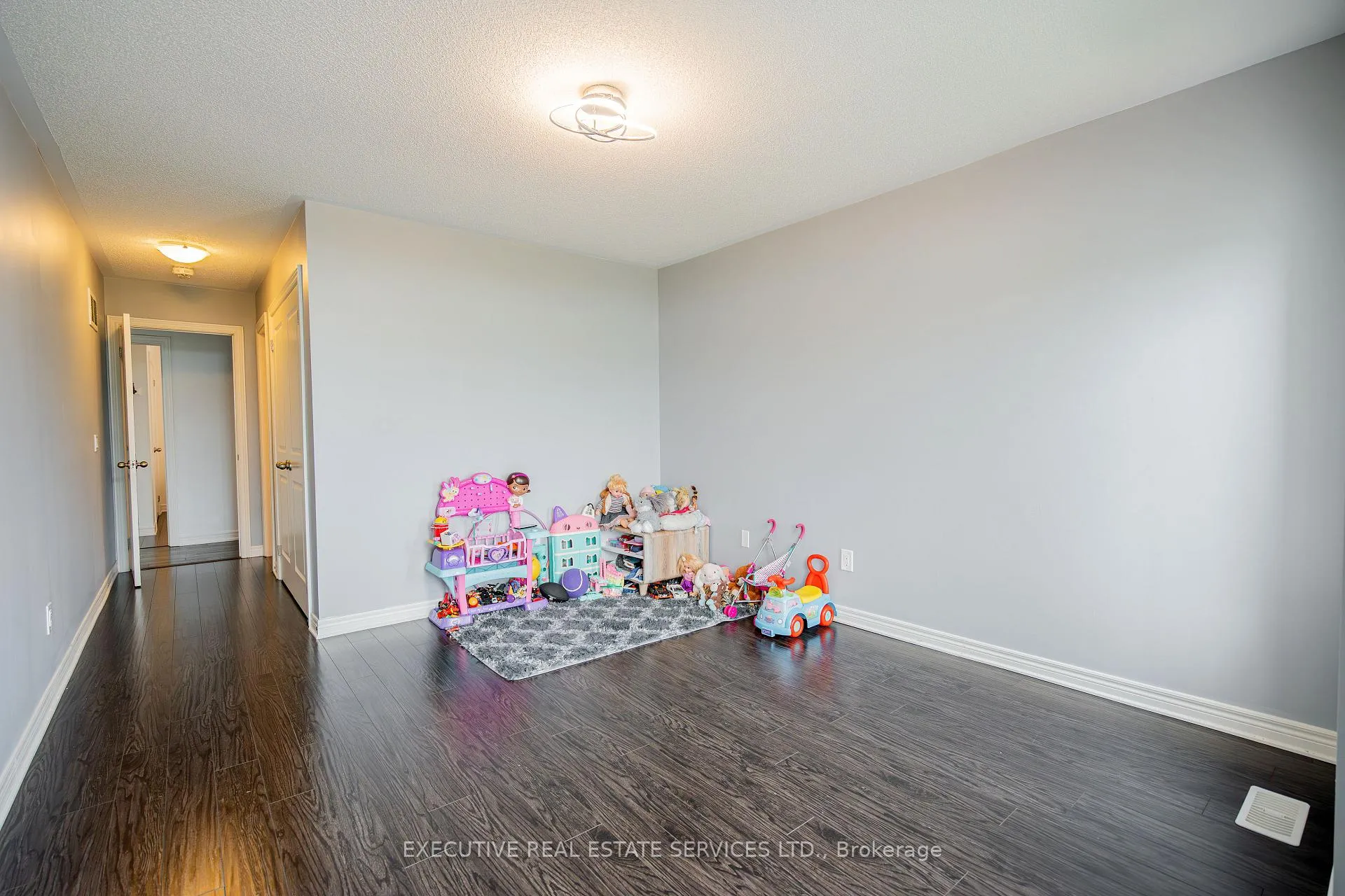 Photo 29 of 255 Buick Boulevard, Brampton, Northwest Brampton — HOMEH