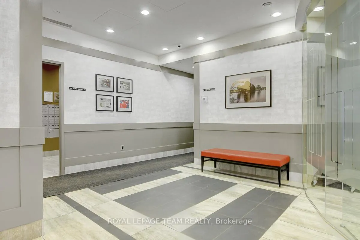 Photo 5 of Unit 302, 330 Loretta Avenue S, Ottawa, West Centre Town — HOMEH