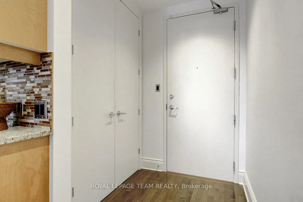 Photo 6 of Unit 302, 330 Loretta Avenue S, Ottawa, West Centre Town — HOMEH