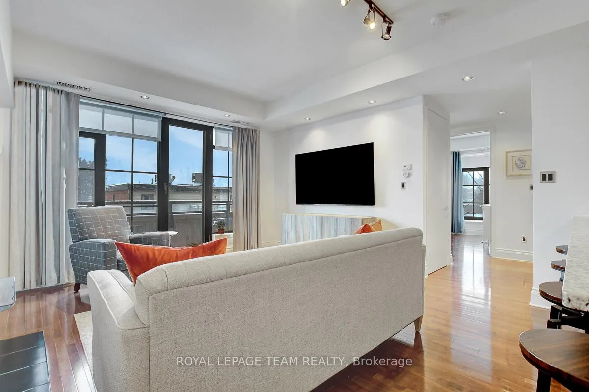Photo 7 of Unit 302, 330 Loretta Avenue S, Ottawa, West Centre Town — HOMEH